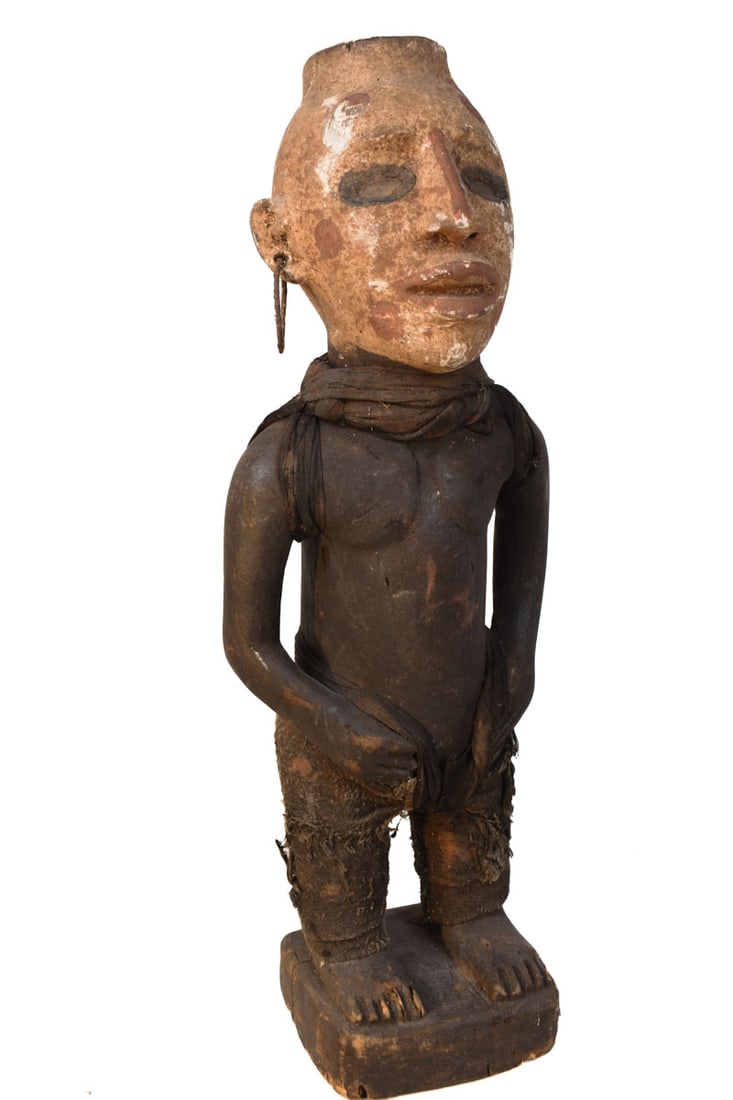 Ancestor Figure – Wood, Glass – Yombe – Congo (1 of 7)