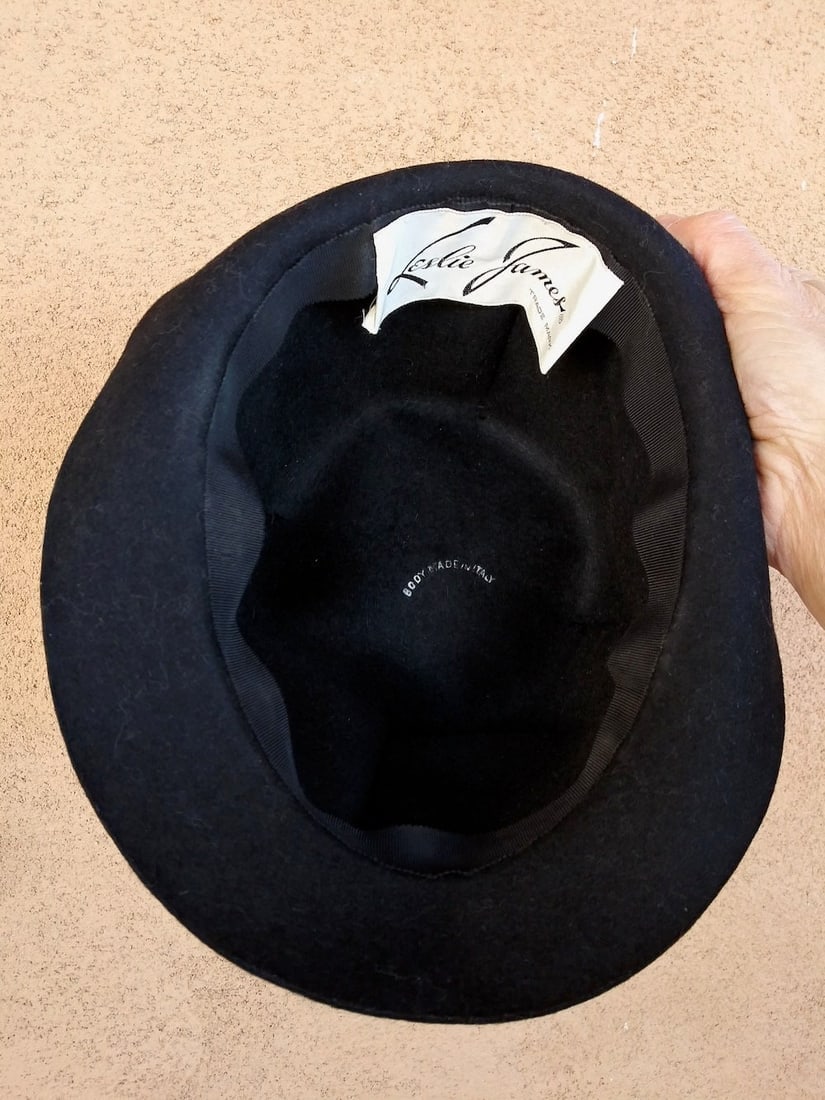 Vintage 1960s Womens Black Wool Fedora Hat Sculptural - 9