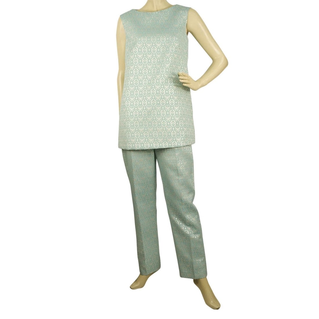 Manolo Brocard Light Blue Silver Sleeveless Top and Pants Trousers Set sz S - M: Title:Manolo Brocard Light Blue Silver Sleeveless Top and Pants Trousers Set sz S - MDescription:Manolo Brocard Light Blue Silver Sleeveless Top and Pants Trousers Set sz S - M Manolo Brocard Light