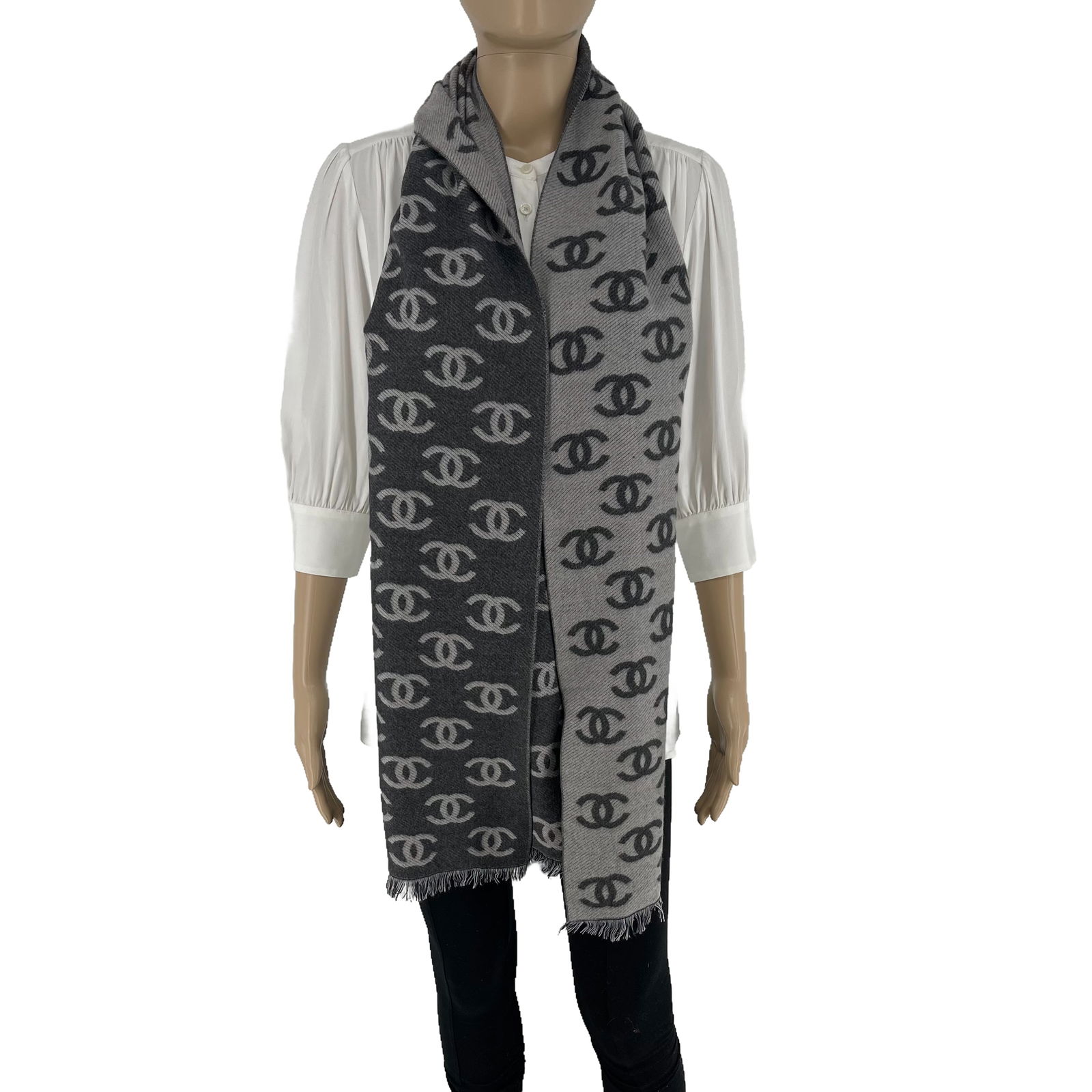 Chanel Grey Printed 65% Cashmere 35% Silk Scarf - 3