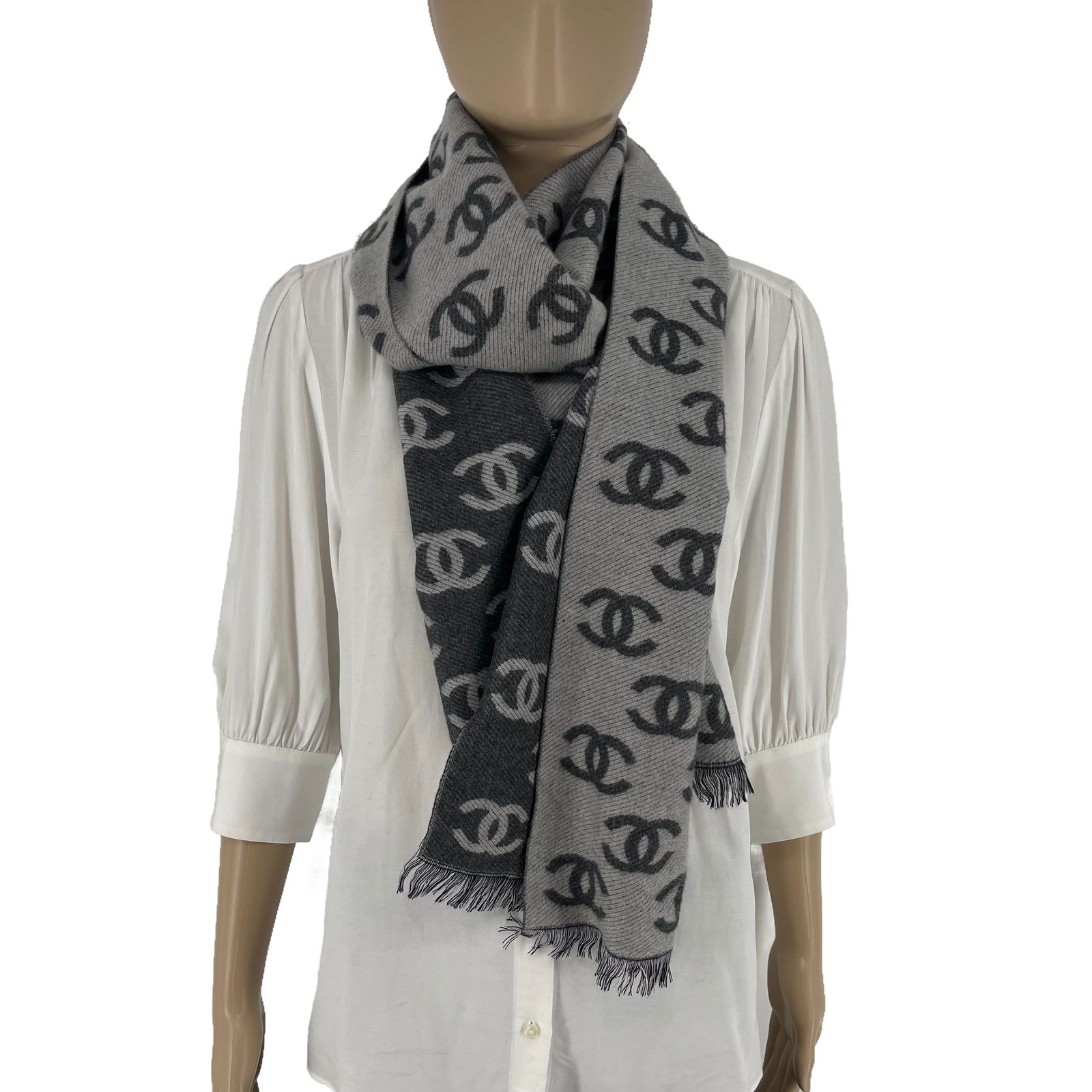 Chanel Grey Printed 65% Cashmere 35% Silk Scarf - 4