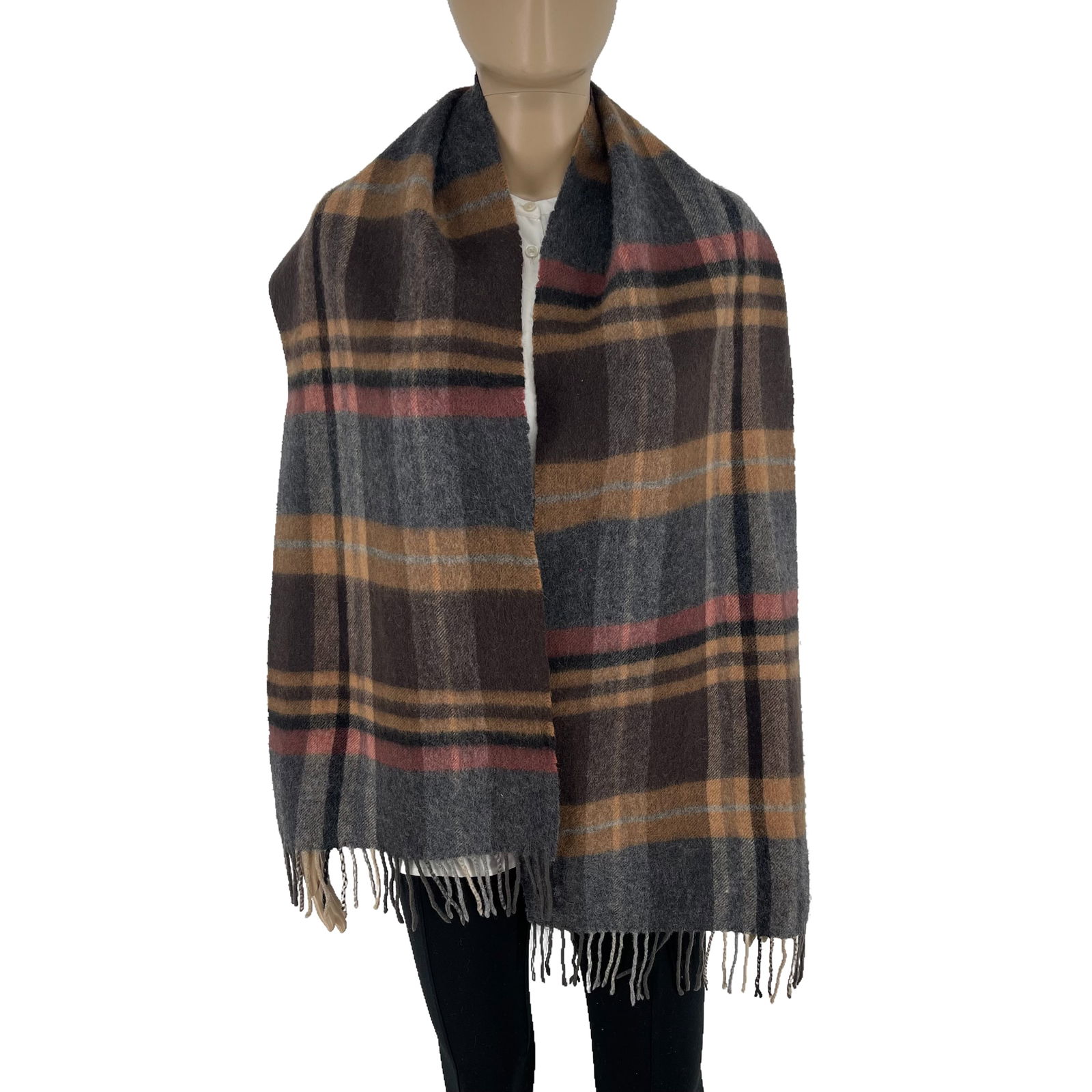 Barbour Brown Plaid 100% Wool Scarf: Title: Barbour Brown Plaid 100% Wool Scarf Brand:Barbour Date/Period: Vintage Material:100% Wool Size:One Size Description:Barbour Brown Plaid 100% Wool Scarf Reserve: $60.00 Shipping: Domestic: Flat-