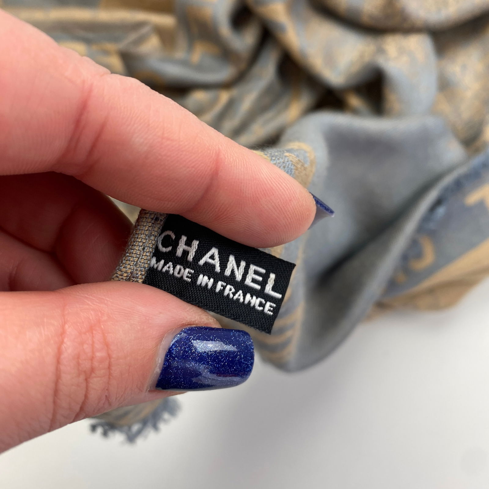 Chanel 100% Soft Thin Wool Gold & Grey Large Shawl - 6