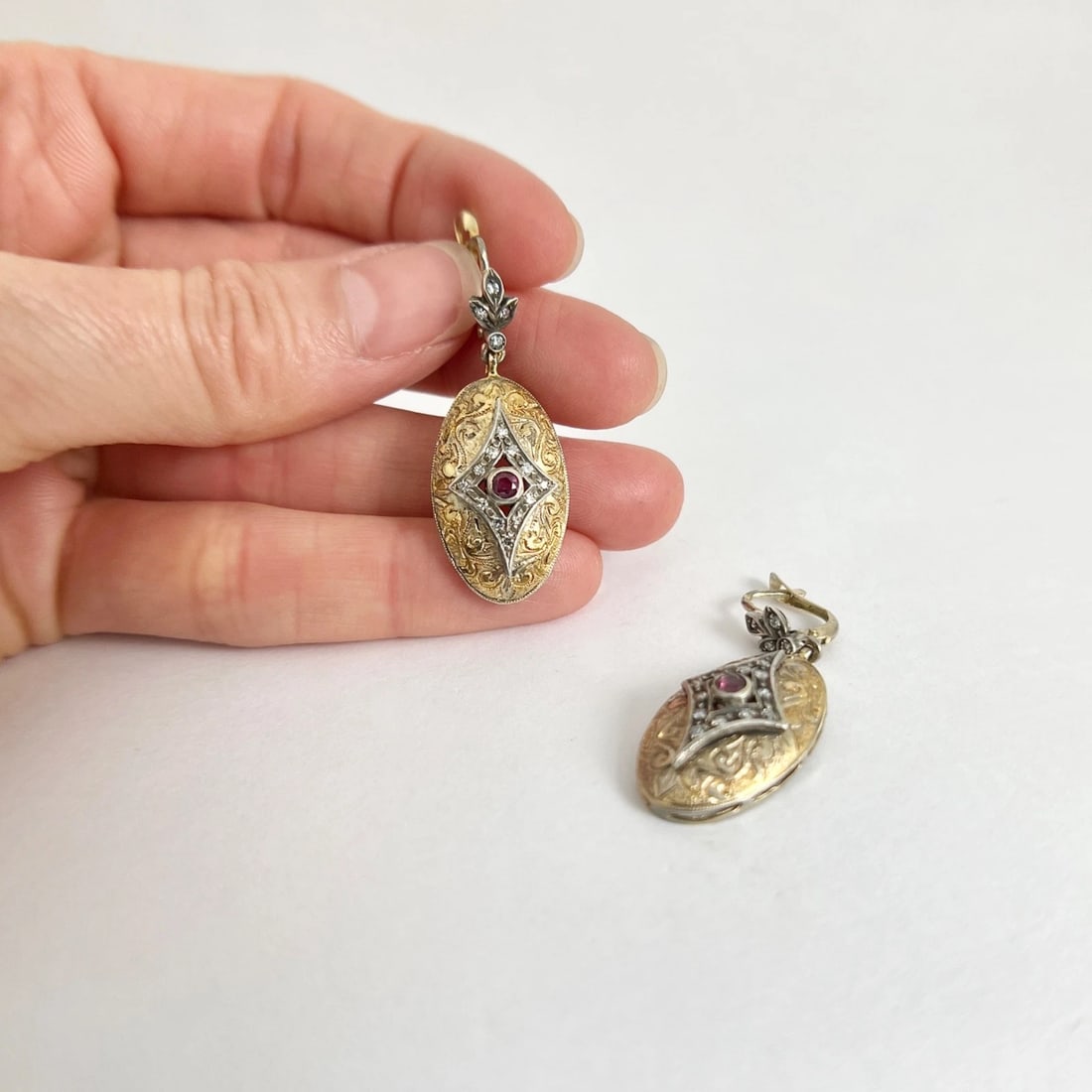 Antique Ruby Diamond Dangle Drop Earrings 18K Yellow Gold and Silver, 6.19 Grams - 4