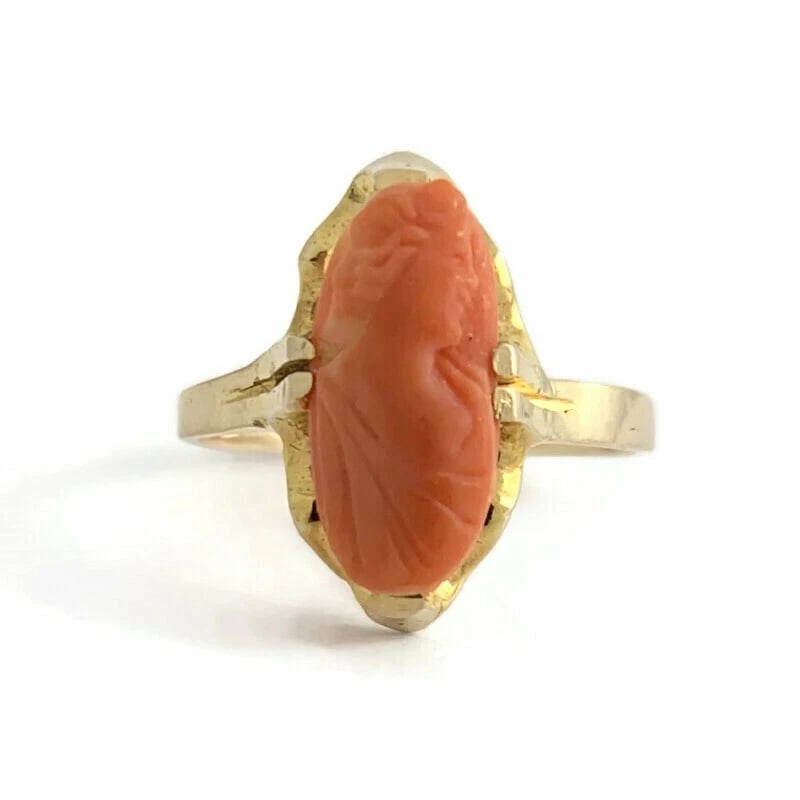 Antique Victorian Cameo Carved Woman Coral Ring 10K Yellow Gold, 1.91 Grams: Antique Victorian Cameo Carved Woman Coral Ring 10K Yellow Gold, 1.91 Grams This ring is a a real beauty. A one-of-a-kind ring! Circa: Victorian era, Art Nouveau, late 1800's Gemstone: carved coral,