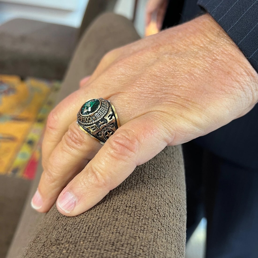Vintage 1985 Men's Collegium Manhattanensis Class Ring 14K Yellow Gold, 24.18 Gr - 2