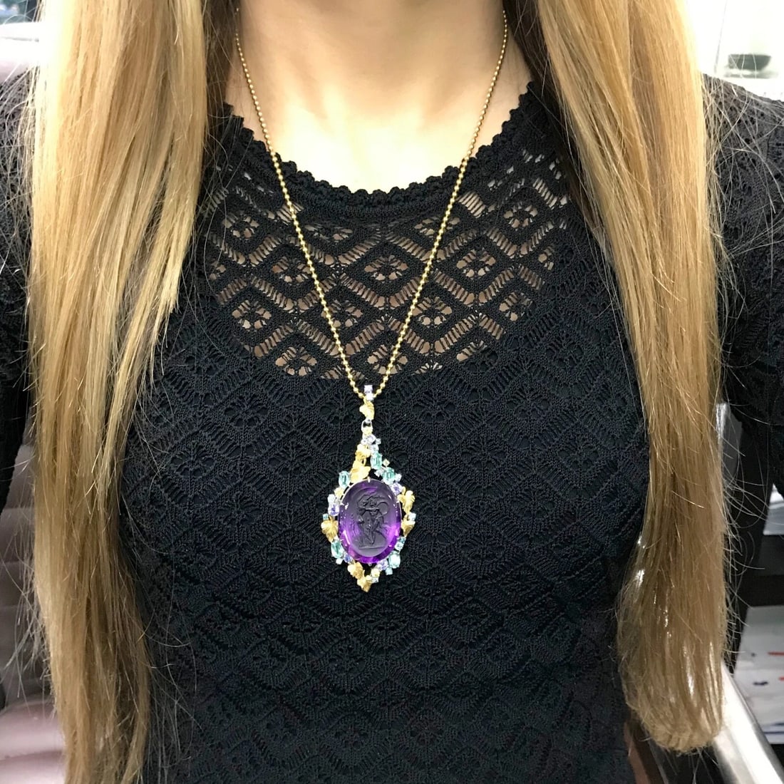 Vintage Hand Carved Amethyst Pendant Necklace Platinum 18K Yellow Gold 19.30 CTW - 4