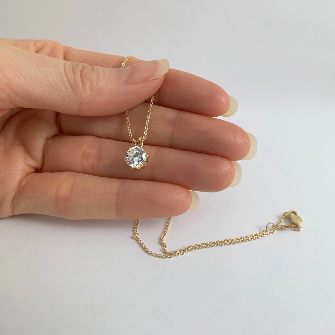 Vintage CZ Cubic Zirconia Solitaire Pendant Necklace 14K Yellow Gold, 2.24 Gram - 3