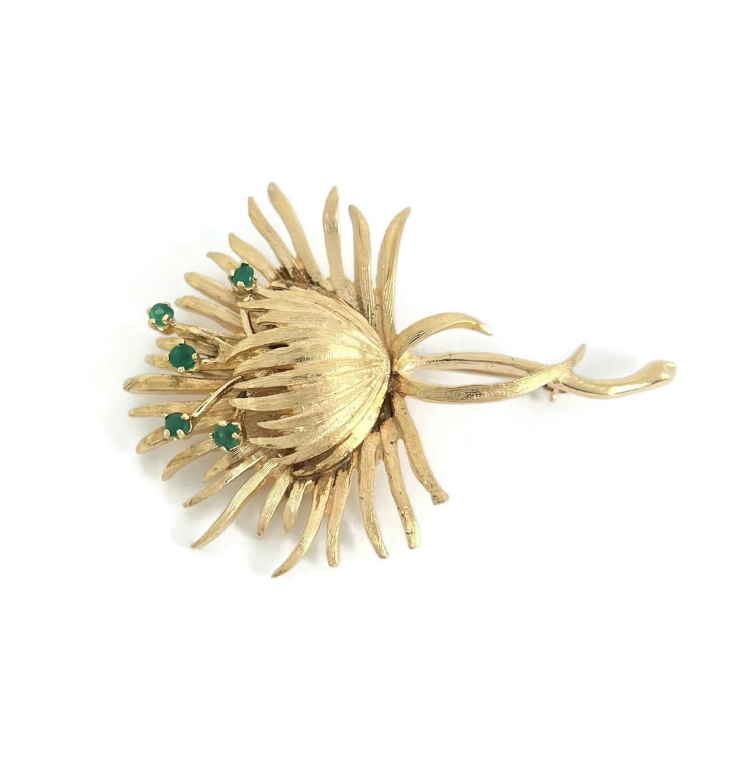 Vintage 1960's Emerald Flower Brooch Pin 12K Yellow Gold, 12.92 Gr: Vintage 1960's Emerald Flower Brooch Pin 12K Yellow Gold, 12.92 Gr This is a gorgeous one-of-a-kind brooch. Circa: 1960's Gemstones: 5 old round cut emeralds .22 ctw Metal: 12K yellow gold Weight: 12.