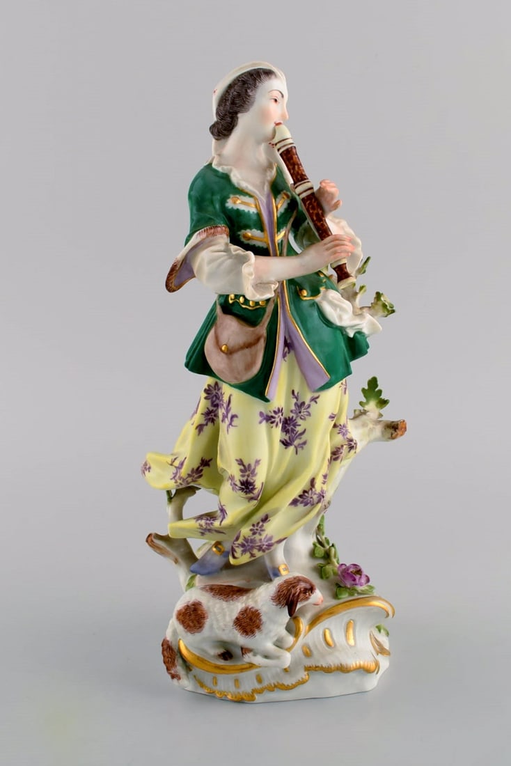 Antique Meissen porcelain figurine. Woman playing flute. Late 19th century. - 4