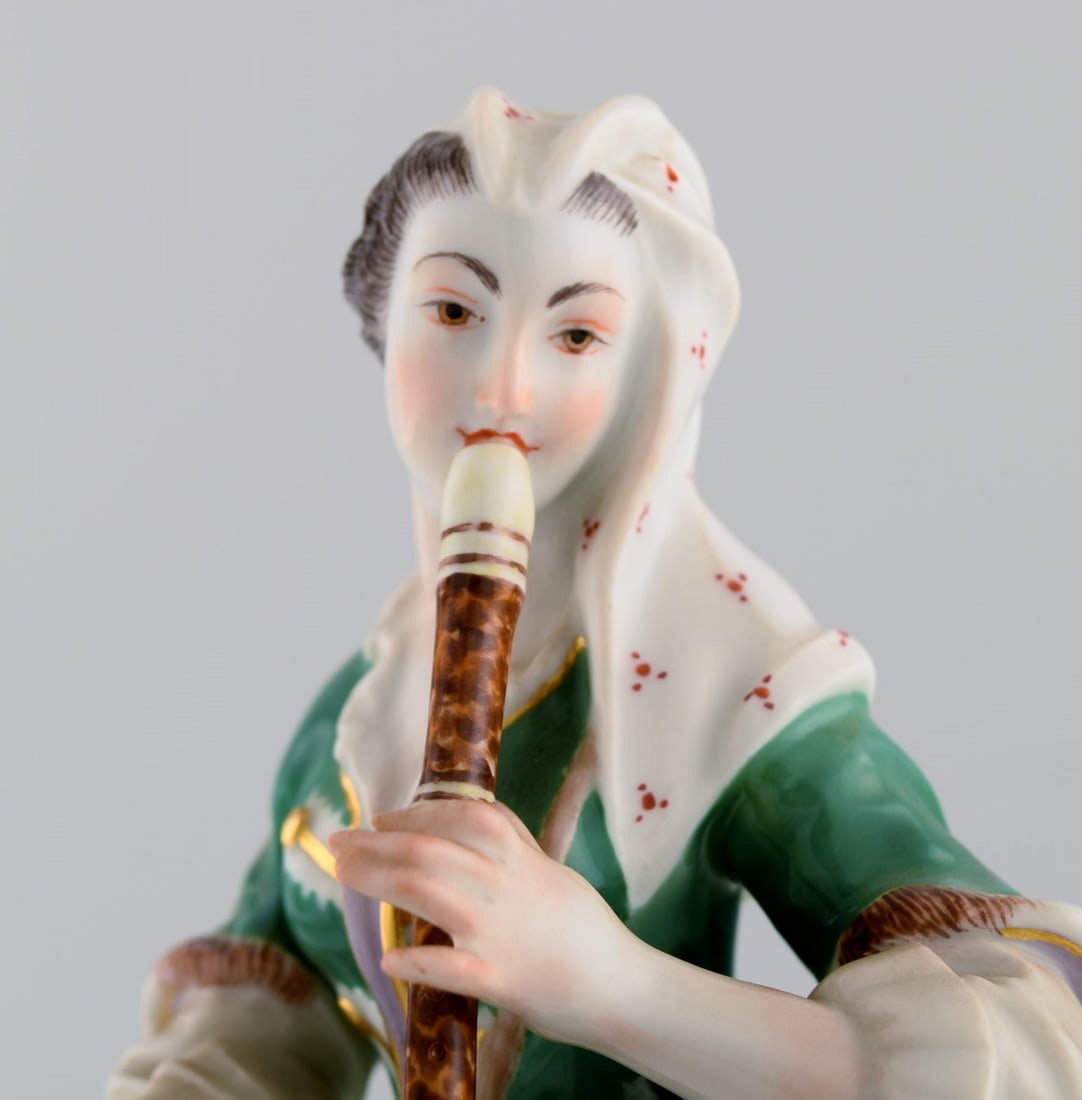 Antique Meissen porcelain figurine. Woman playing flute. Late 19th century. - 9