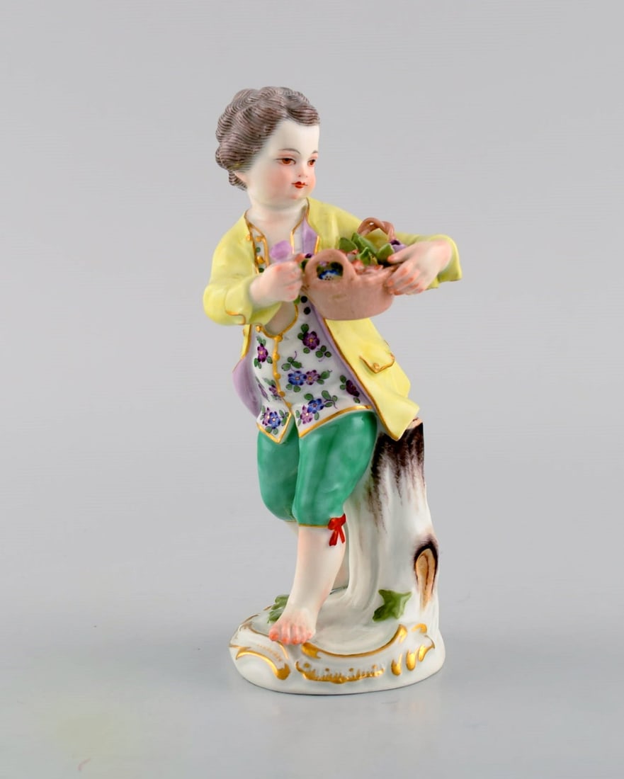 Antique Meissen porcelain figurine. Boy with flower basket. Model 149. Approx. 1900. (1 of 8)