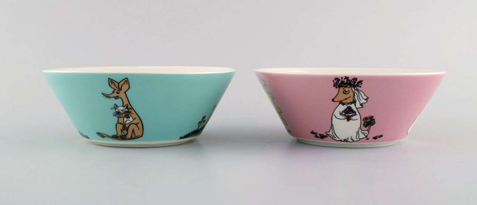 Arabia, Finland. Two porcelain bowls with motifs from "Moomin". Late 20th century.: Title: Arabia, Finland. Two porcelain bowls with motifs from "Moomin". Late 20th century. Description: Arabia, Finland. Two porcelain bowls with motifs from "Moomin". Late 20th century. In excellent