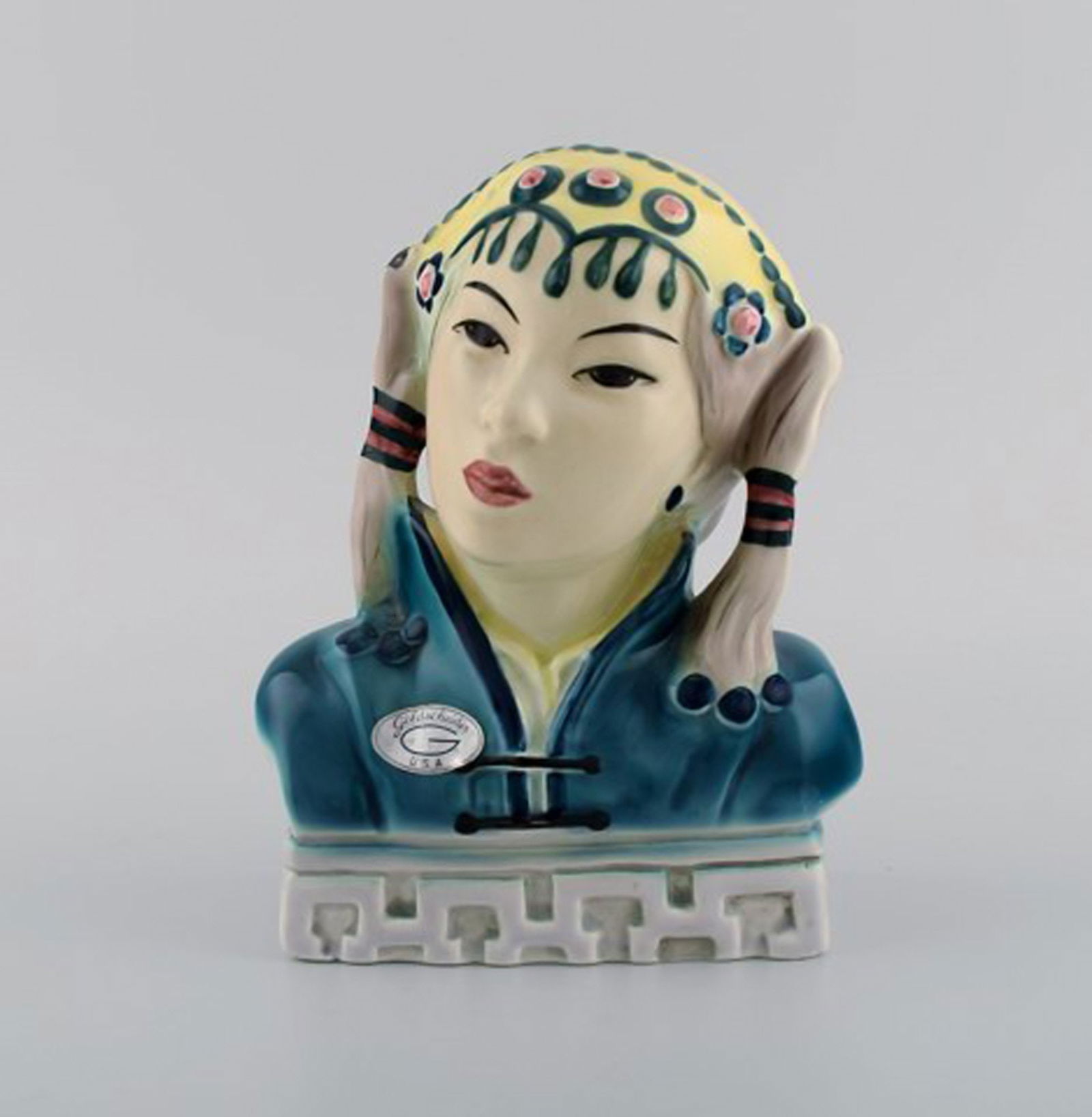 Goldscheider, USA. Two rare figures in hand-painted porcelain. Asian couple. Mid-20th century - 2