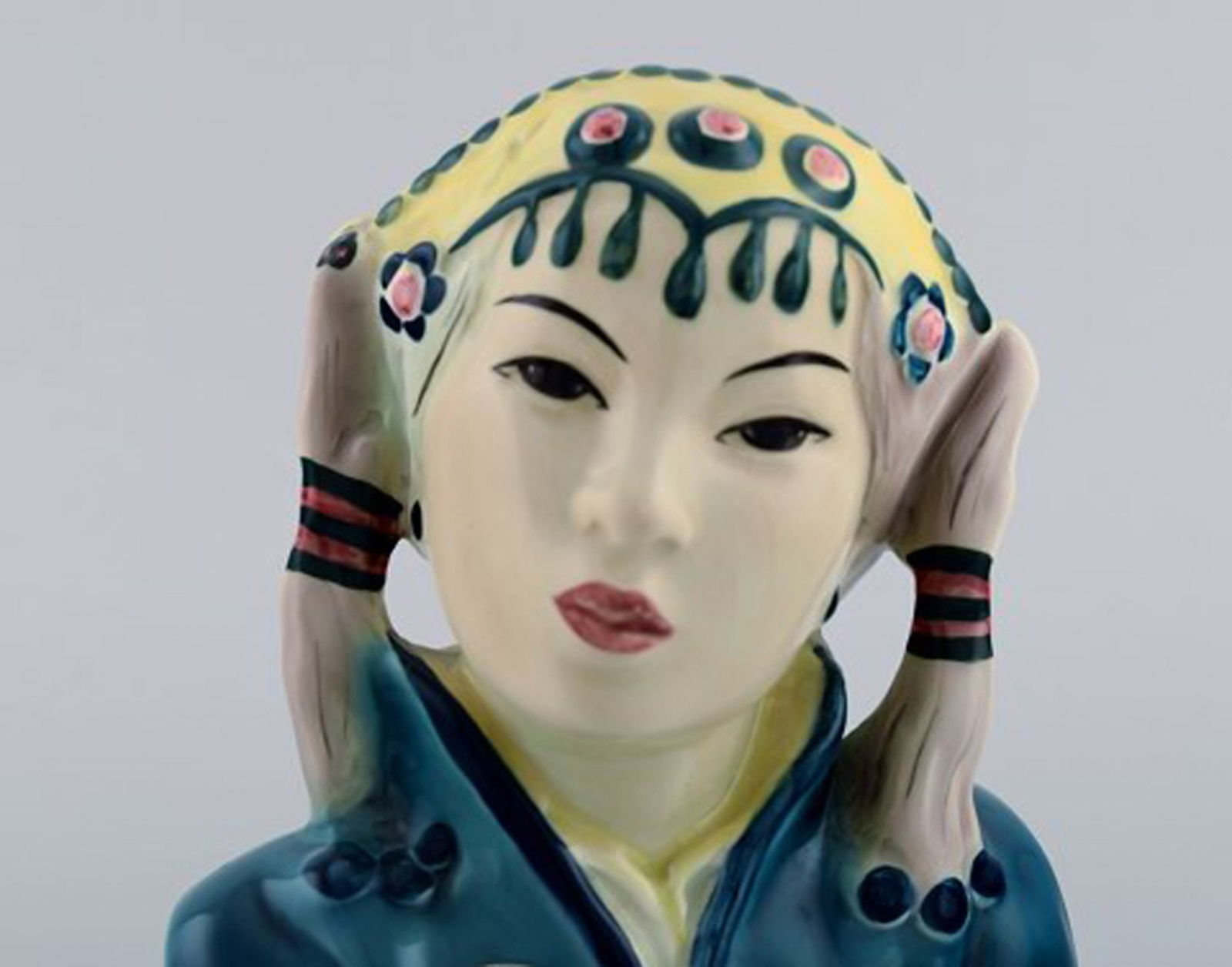 Goldscheider, USA. Two rare figures in hand-painted porcelain. Asian couple. Mid-20th century - 3