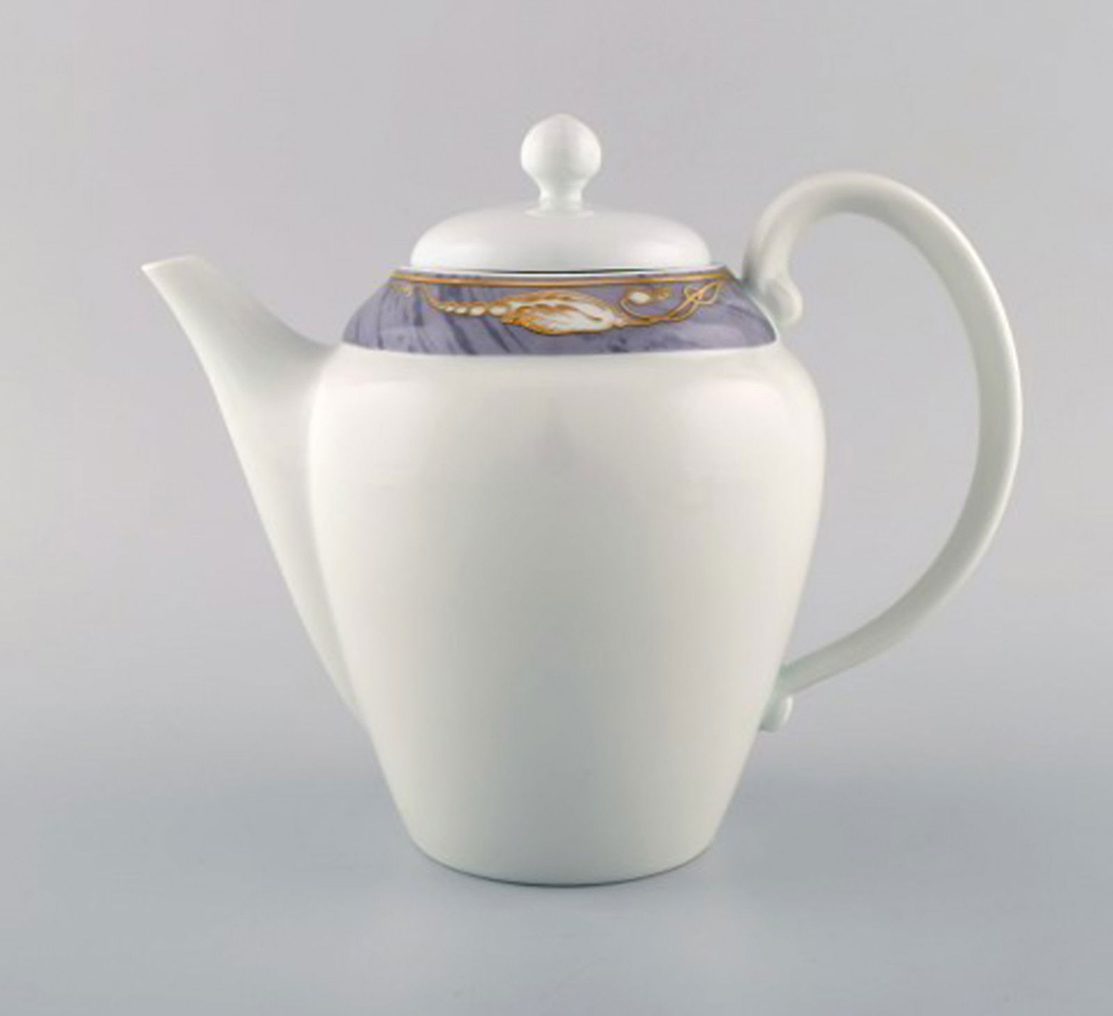 Royal Copenhagen Gray Magnolia. Complete coffee service for 12 people in porcelain. Late 20th - 3