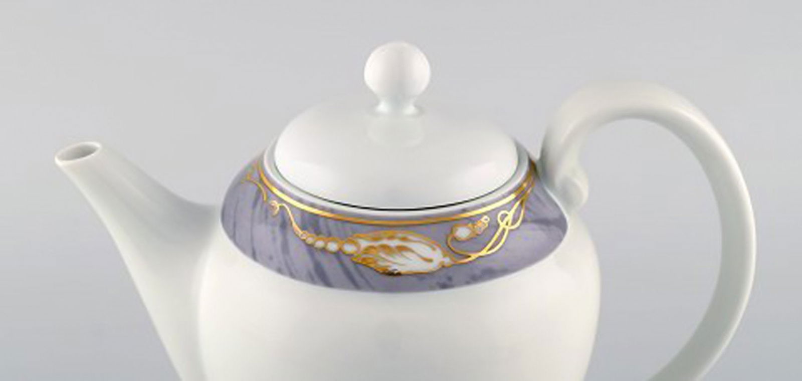 Royal Copenhagen Gray Magnolia. Complete coffee service for 12 people in porcelain. Late 20th - 4