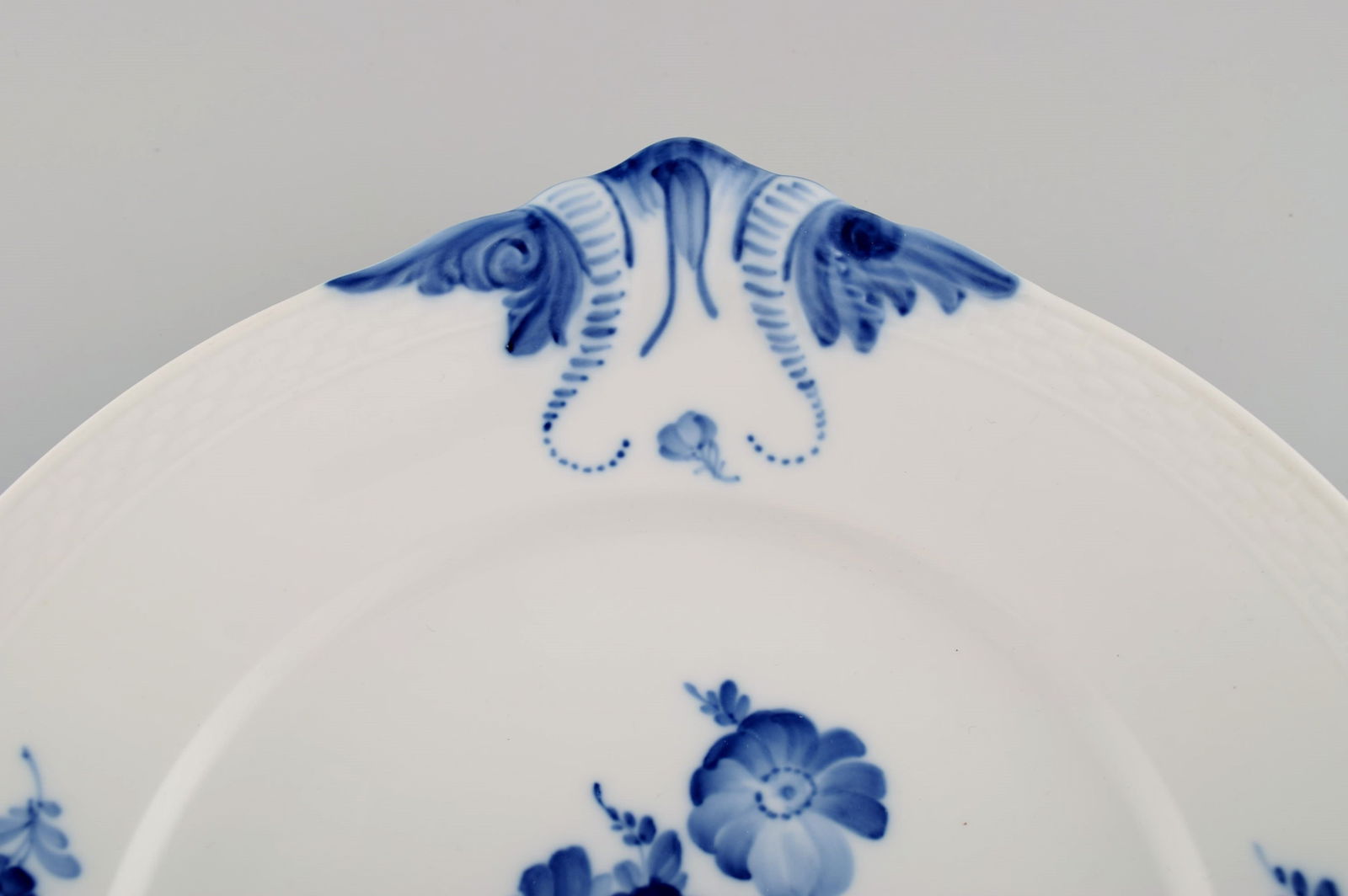 Royal Copenhagen Blue Flower Braided dish. Dated 1962. Model number 10/8162. - 3