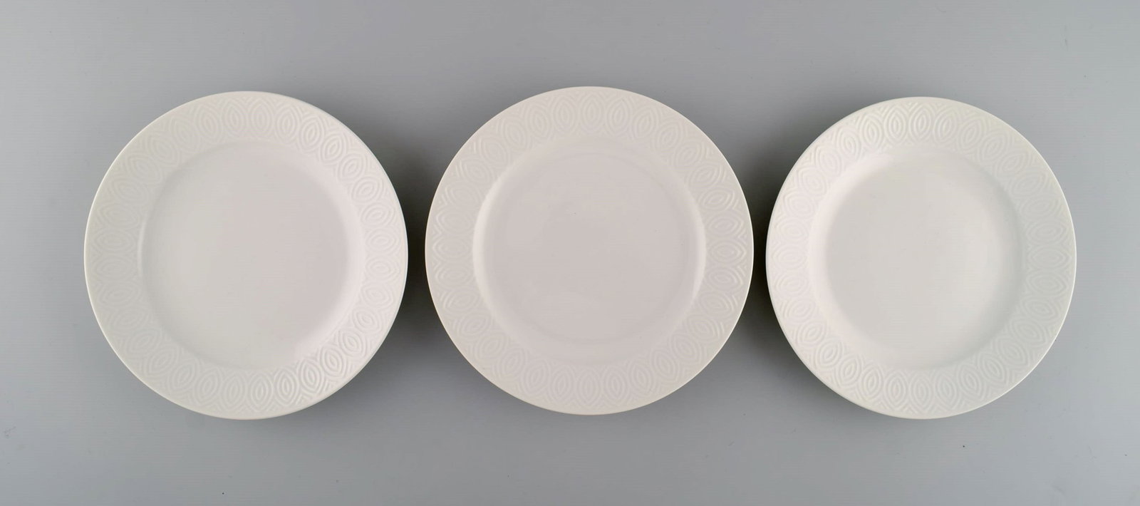 Royal Copenhagen. Salto Service, White. Three plates. 1960s. (1 of 4)