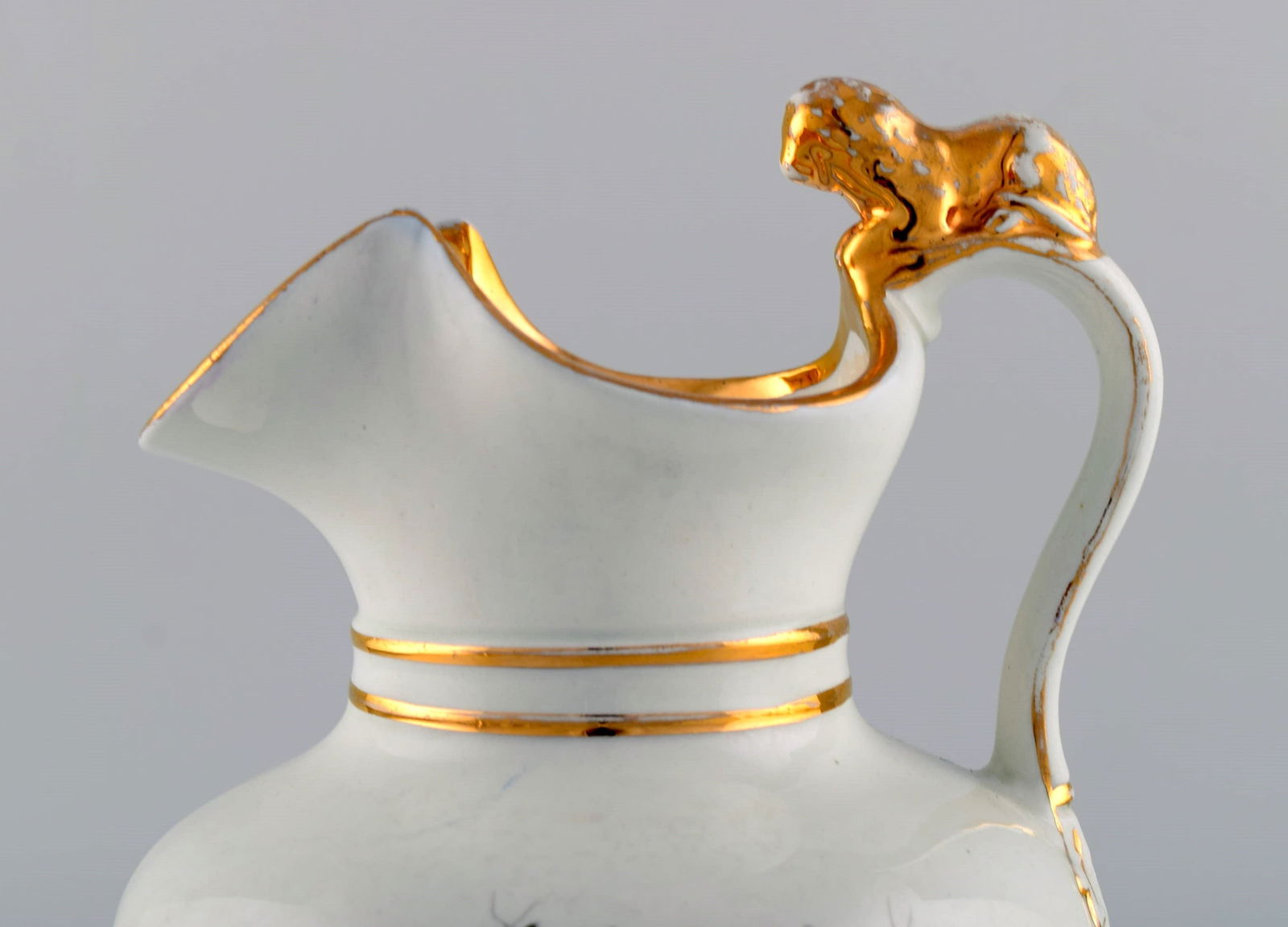 Antique Gustafsberg chocolate jug in porcelain modeled with a lion on the handle. Hand-painted - 2