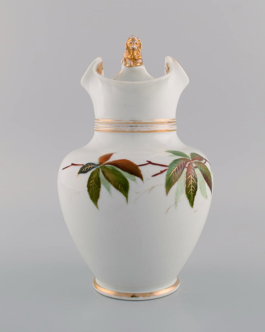 Antique Bing & Grøndahl chocolate jug in porcelain modeled with a lion on the handle. - 5