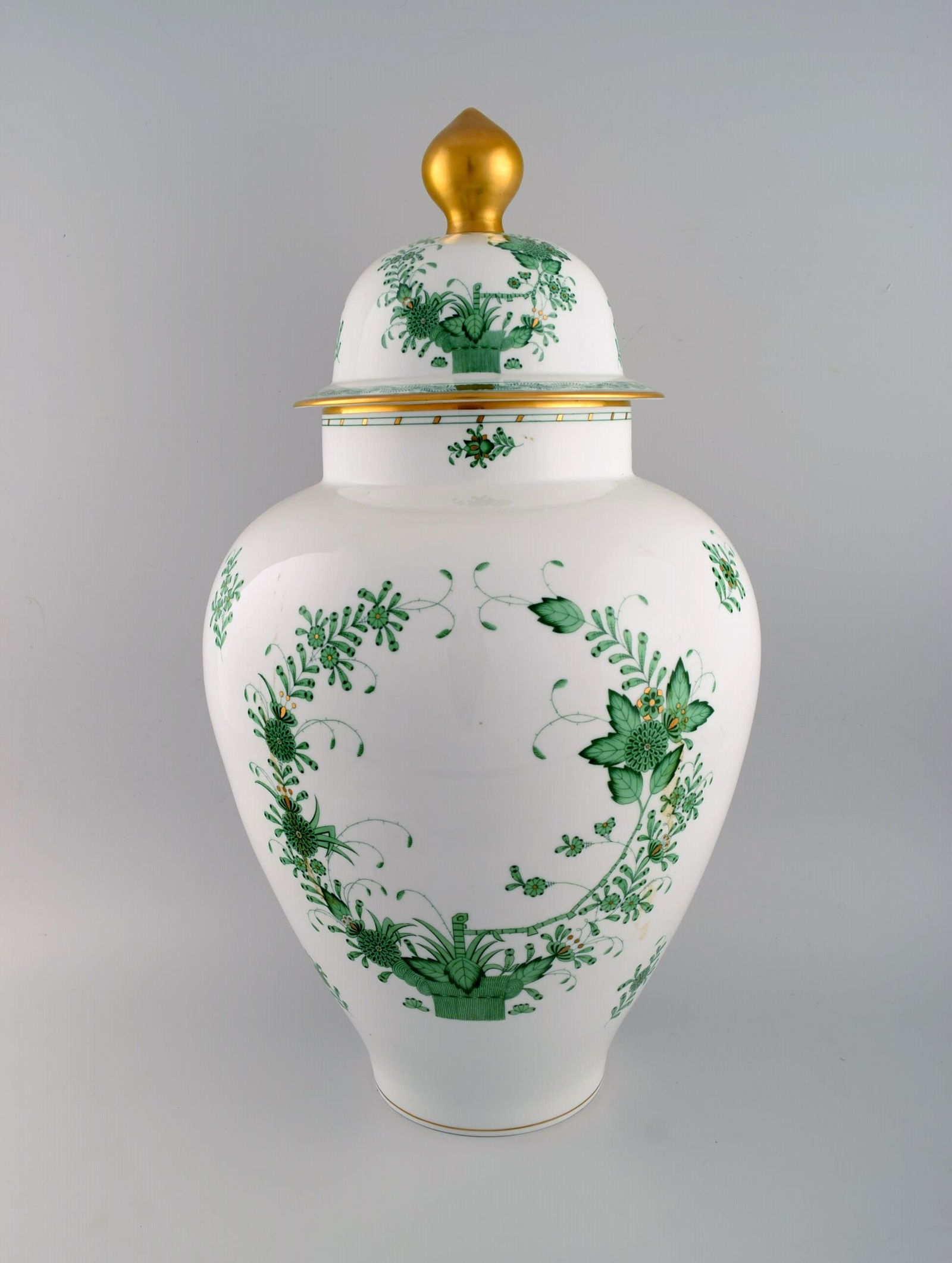 Giant Herend Chinese Bouquet lidded porcelain vase with hand-painted green flowers and gold (1 of 8)