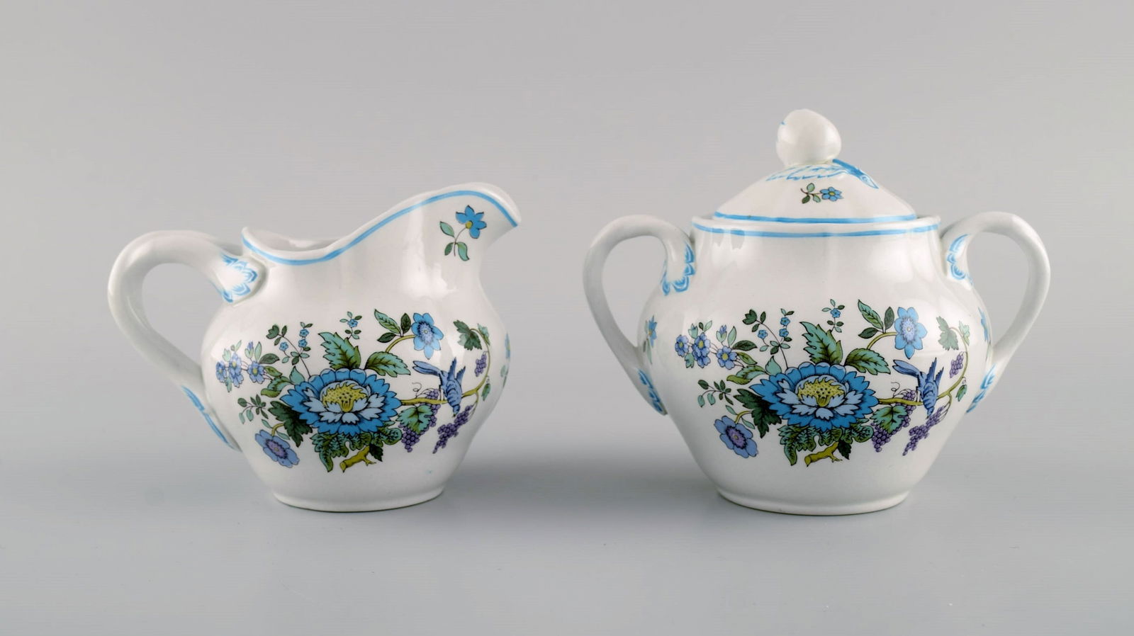 Spode, England. Mulberry coffee service for five people in hand-painted porcelain with floral and - 3