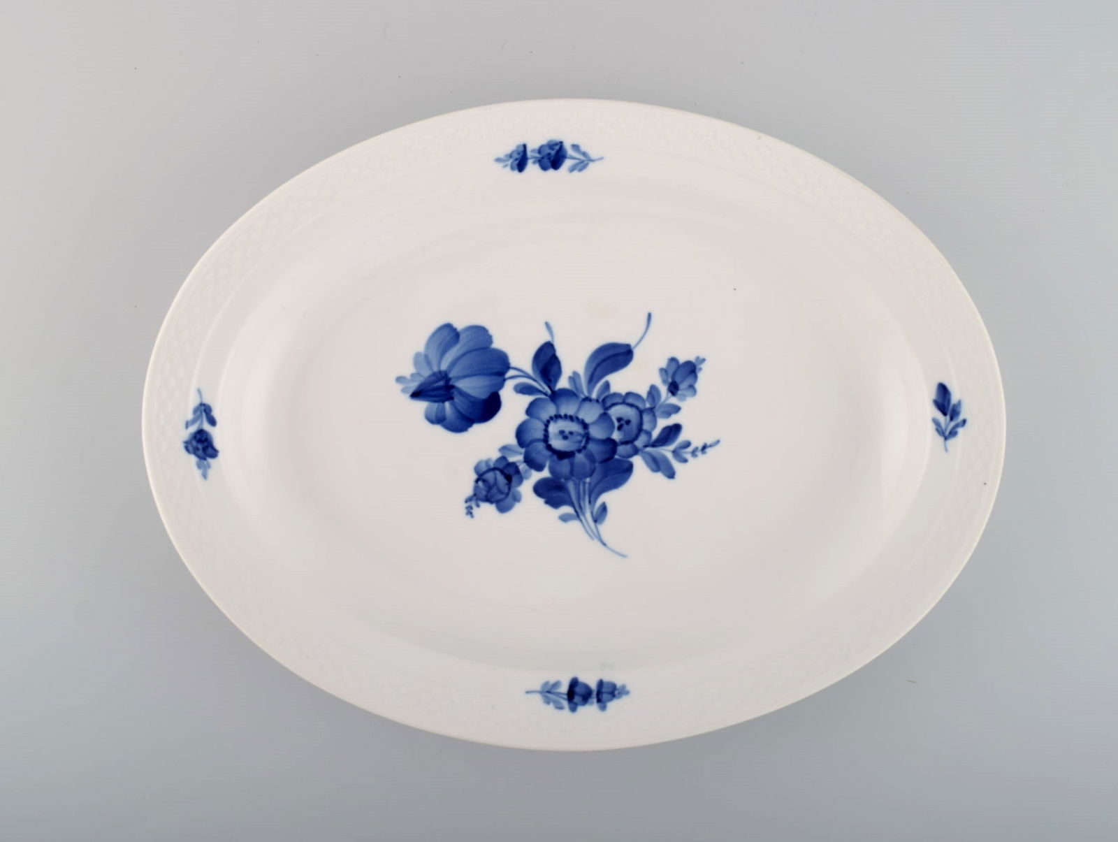Royal Copenhagen Blue Flower Braided serving dish. Model number 10/8016. Dated 1958. (1 of 4)