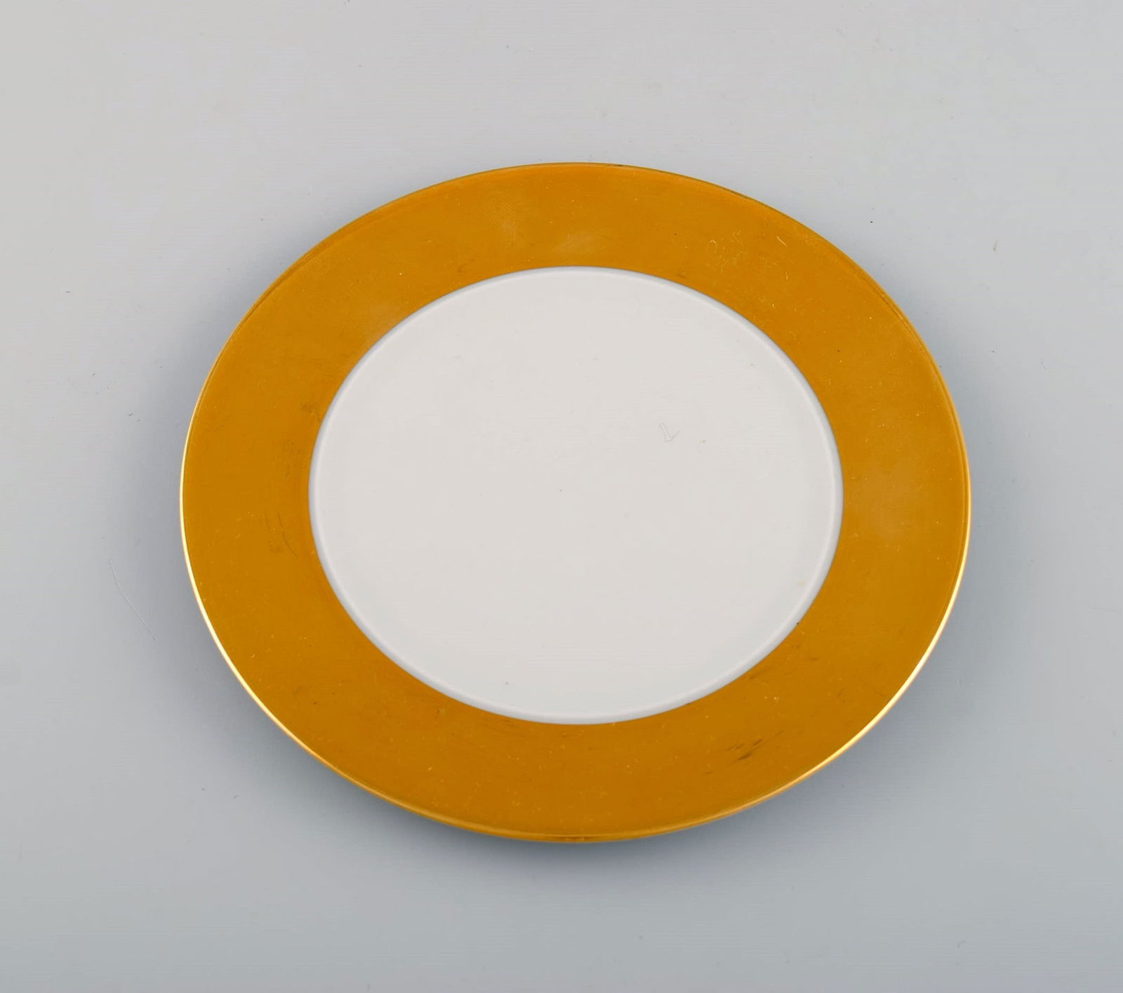 Langenthal, Schweiz among others. Coffee service for five people in porcelain with hand-painted gold - 3