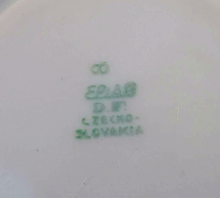 Langenthal, Schweiz among others. Coffee service for five people in porcelain with hand-painted gold - 7