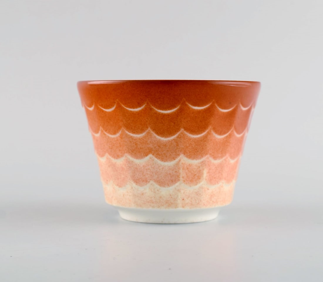 Wilhelm Kåge for Gustavsberg. Six flower pot covers in porcelain. Swedish design, 1960s. - 3