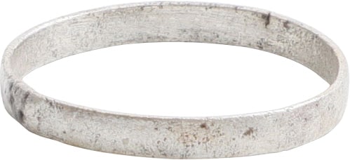 VIKING WOMAN’S WEDDING RING, C.850-1050 AD, SIZE 6 1/4: Silvered bronze, size 6 1/4. Slightly rounded face band, 2.2mm width. Professionally refurbished with the silver surface restored. See the reference image which shows the process. Jewelry gift boxed