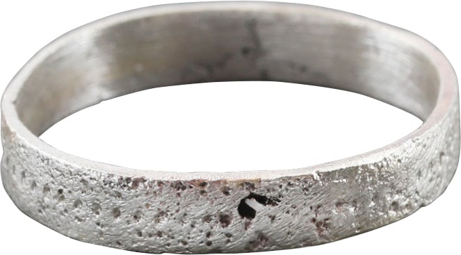 EUROPEAN CHILD’S RING C1350-1450 SIZE 2 3/4: Silvered bronze, size 2 3/4 with flat face, 2.5mm width with a decorative hand stippled central band. Professionally refurbished with the silver surface restored. Probably for a child of about 10-12