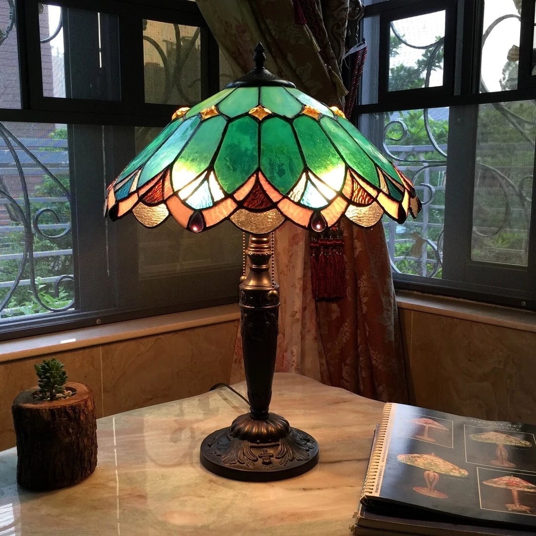 21" Stained Glass Table Lamp - 4