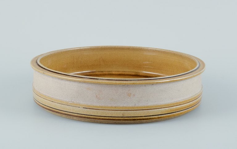 Nils Kähler for Kähler. Large ceramic bowl in modernist design. Uranium yellow glaze. - 2