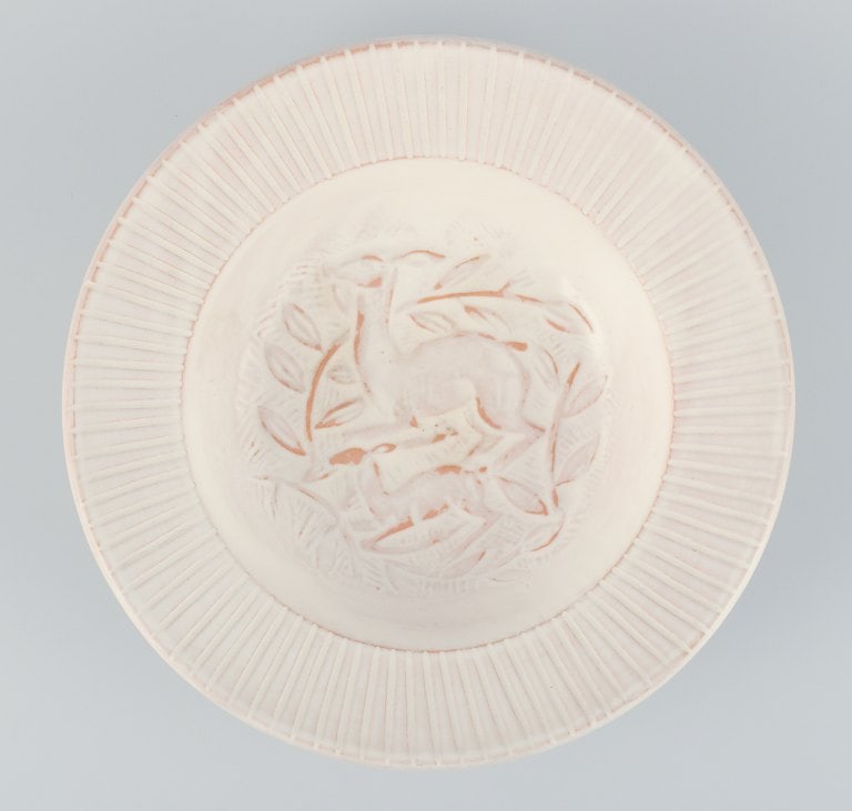 Einar Johansen, Danish ceramist. Unique ceramic bowl with a motif of leaping deer. Art Deco style. - 3