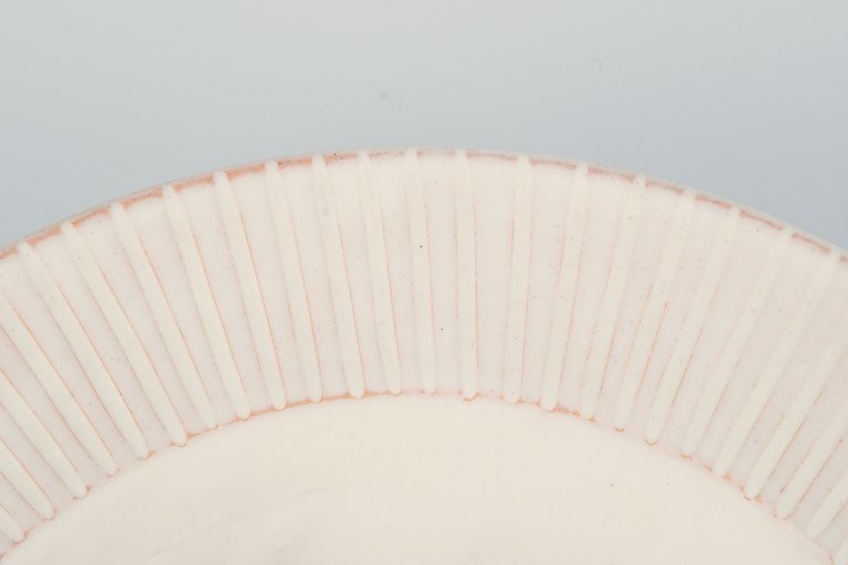 Einar Johansen, Danish ceramist. Unique ceramic bowl with a motif of leaping deer. Art Deco style. - 5