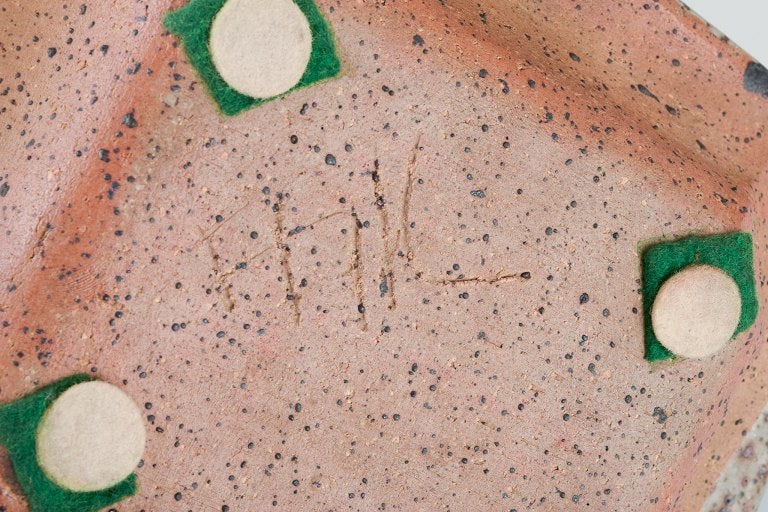 European studio ceramic artist. Unique ceramic bowl with brown glaze. - 7