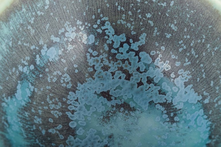 Berndt Friberg for Gustavsberg, Sweden. "Selecta" ceramic bowl in eggshell glaze with blue and green - 6