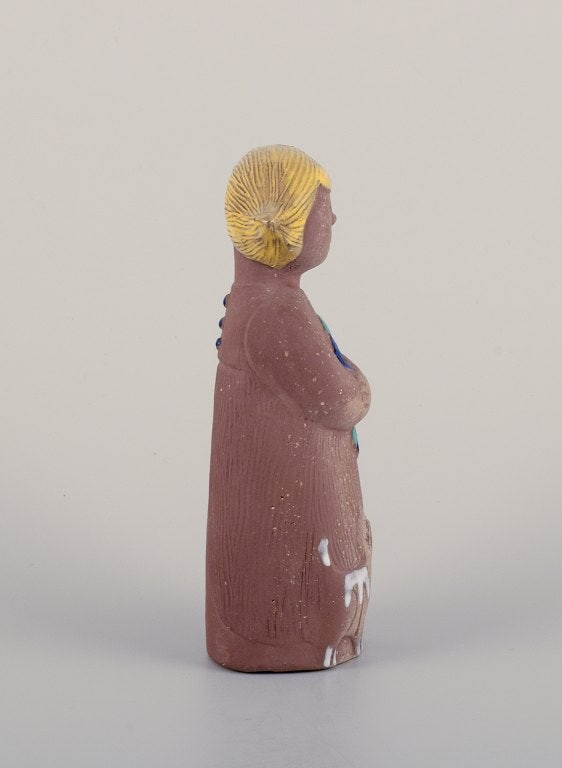 Mari Simmulson for Upsala Ekeby. Ceramic figurine of a girl with two cats. - 3