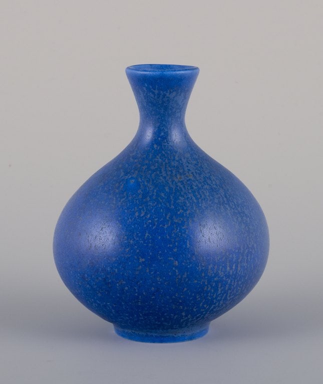 Berndt Friberg for Gustavsberg, Sweden. Ceramic vase with blue glaze. Bulbous shape. - 3
