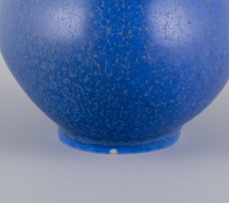 Berndt Friberg for Gustavsberg, Sweden. Ceramic vase with blue glaze. Bulbous shape. - 4