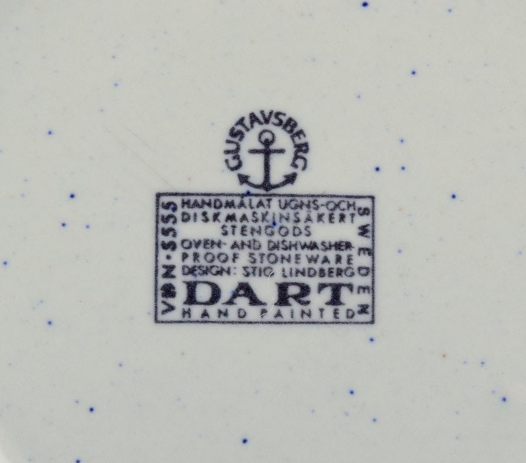 Stig Lindberg for Gustavsberg. A set of four "Dart" stoneware coffee cups and saucers, along with a - 8