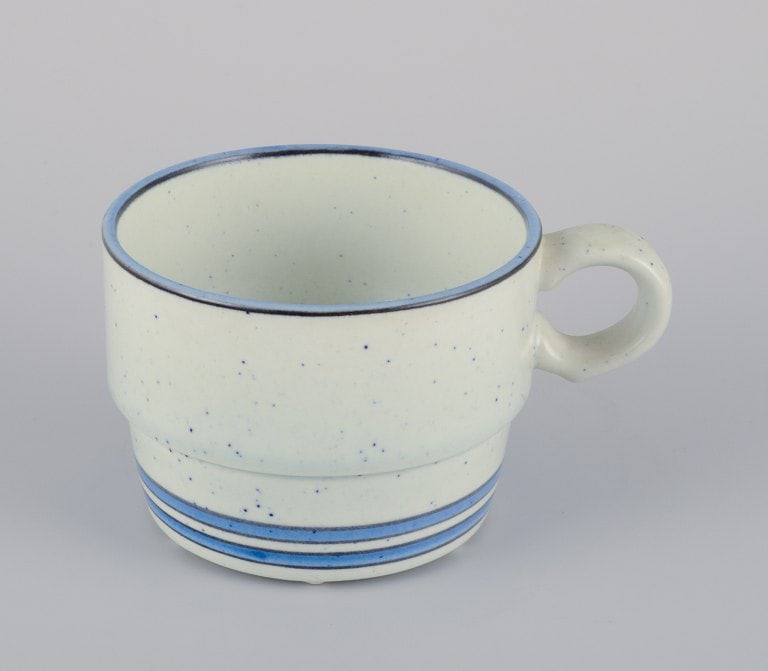 Stig Lindberg for Gustavsberg. A set of four "Dart" stoneware coffee cups and saucers. Hand-painted. - 3