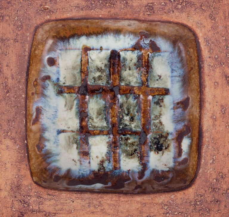 Curt Magnus Addin, own workshop, Swedish ceramic artist. Large square bowl with an abstract design. - 3