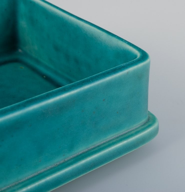 Wilhelm Kåge (1889-1960) for Gustavsberg, Sweden. Square Art Deco lidded box in ceramic with - 5