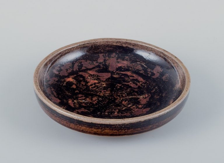Nils Thorsson for Royal Copenhagen, unique ceramic bowl with abstract motif and glaze in brown (1 of 4)