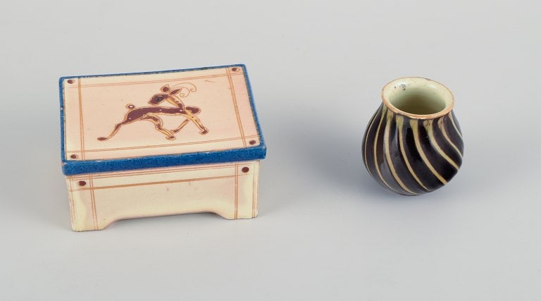 Kähler, a miniature vase and a lidded container. Hand-decorated. (1 of 8)