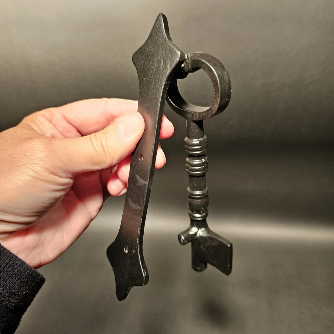 Black Cast Iron Key Door Knocker - 14