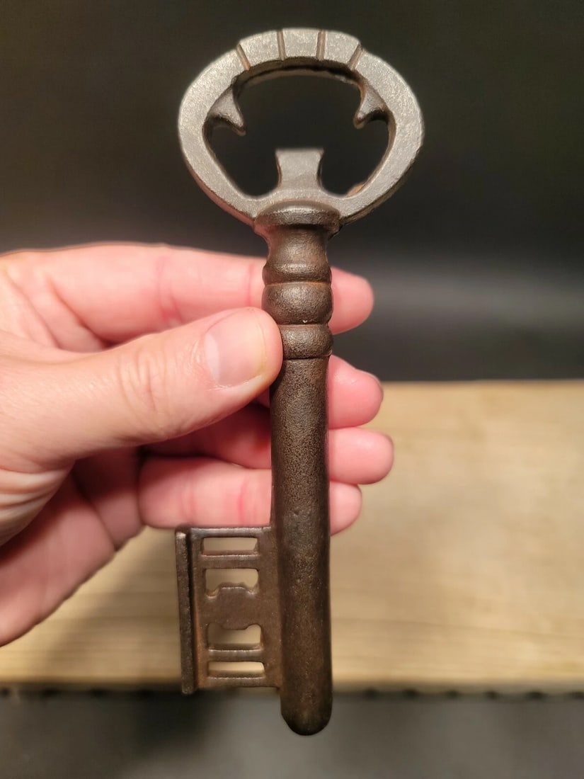 Cast Iron Large Skeleton Church Key - 12